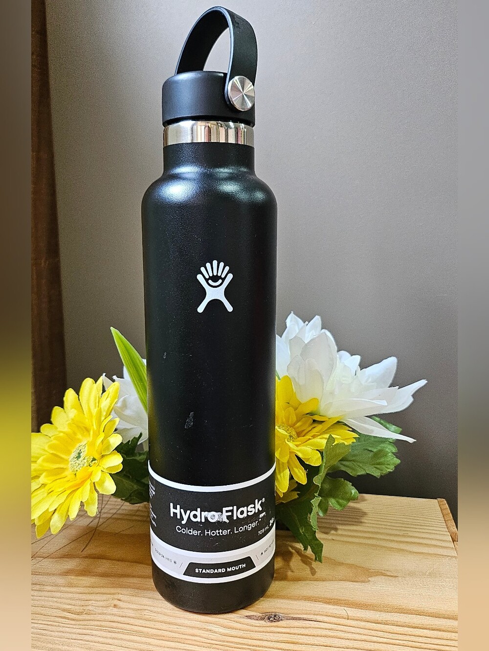 Hydro Flask Water Bottle 24oz